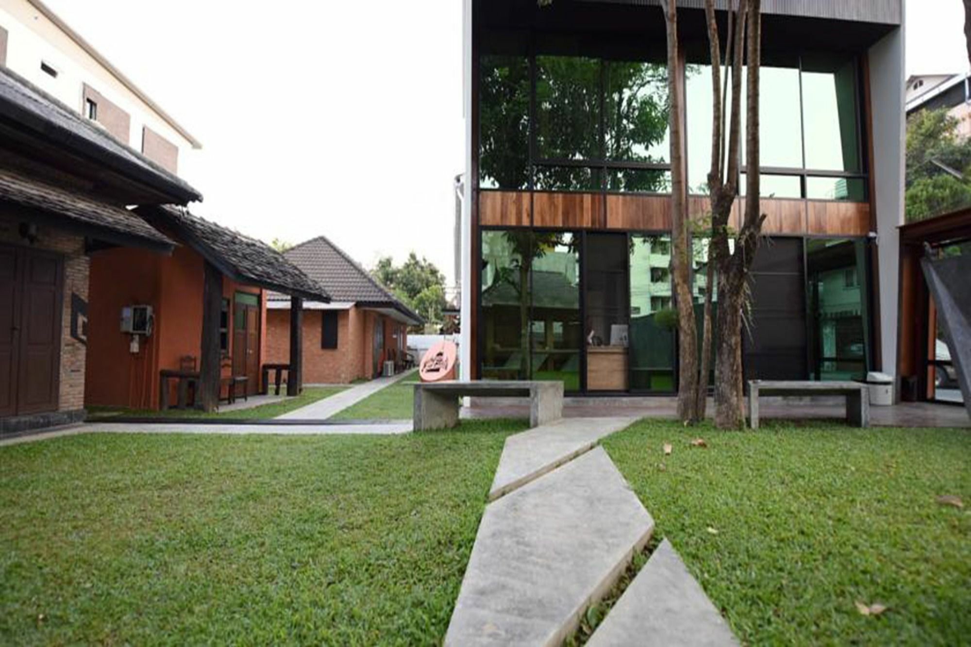 Hotel Chiang Mai Udee Esterno foto