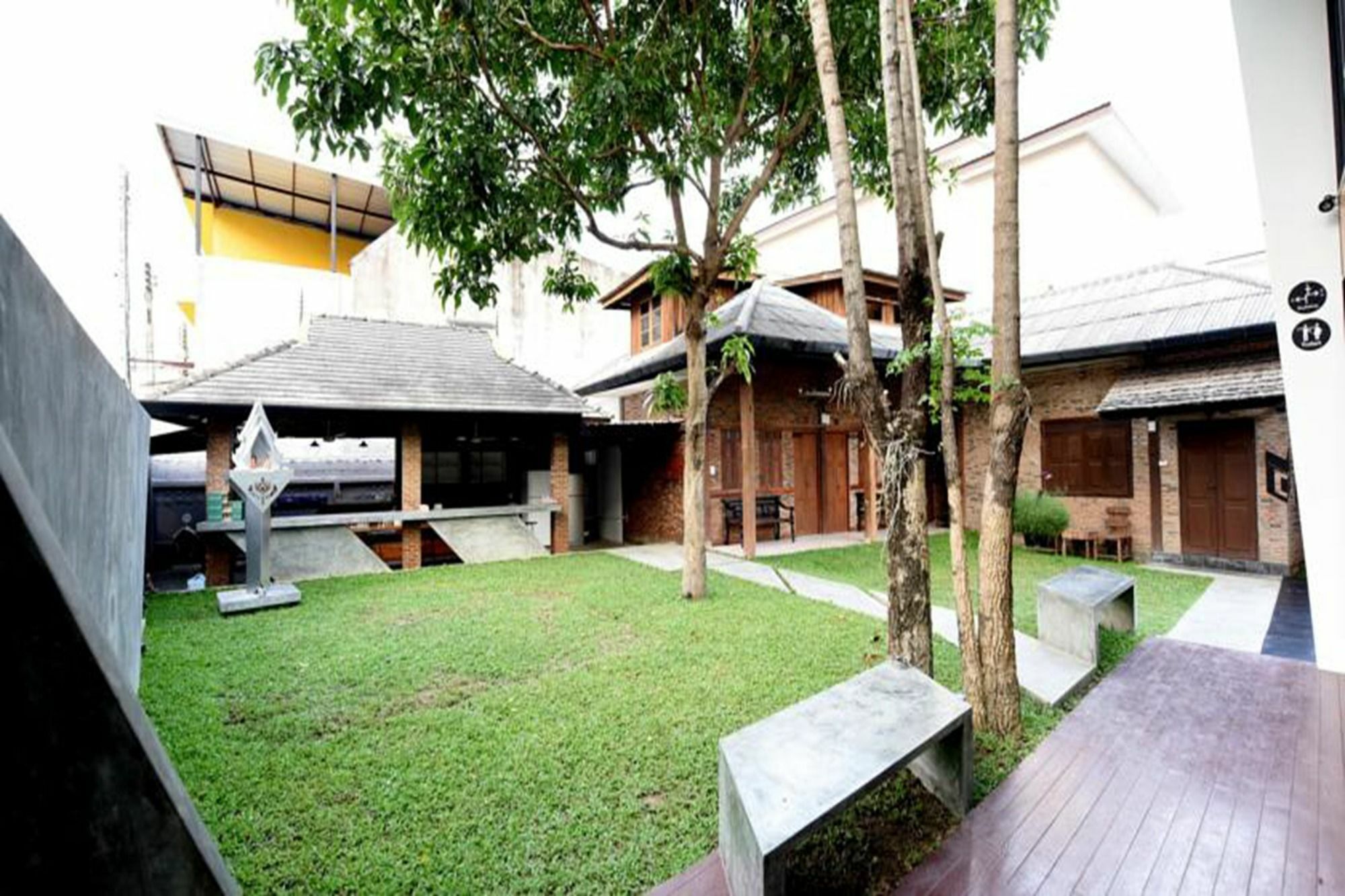 Hotel Chiang Mai Udee Esterno foto